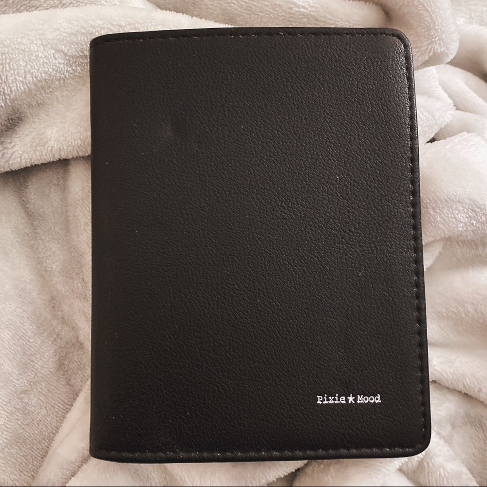 Pixie Mood Jana Passport Holder set of two